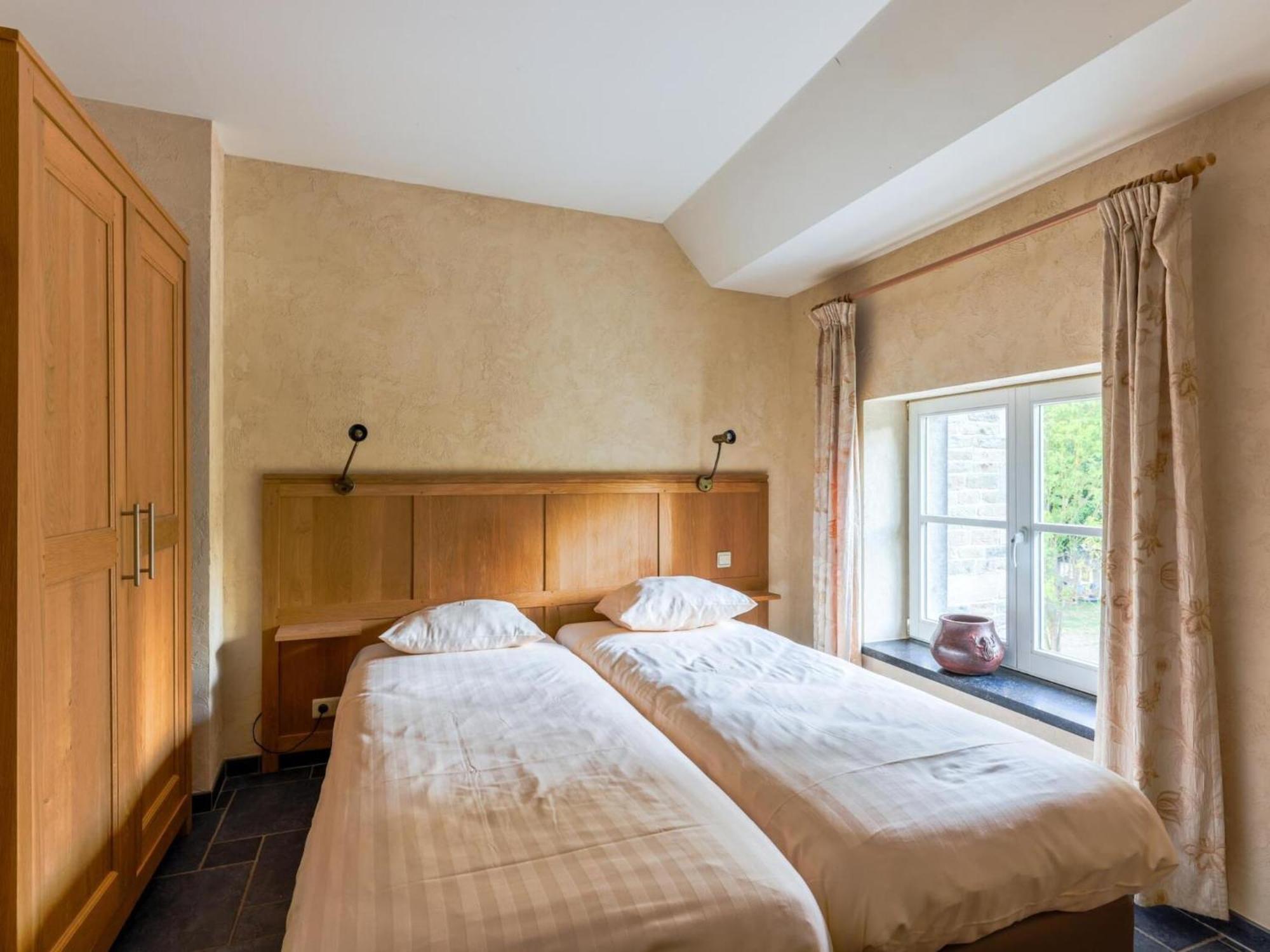 Elegant Apartment In Aywaille Near Forest エクステリア 写真